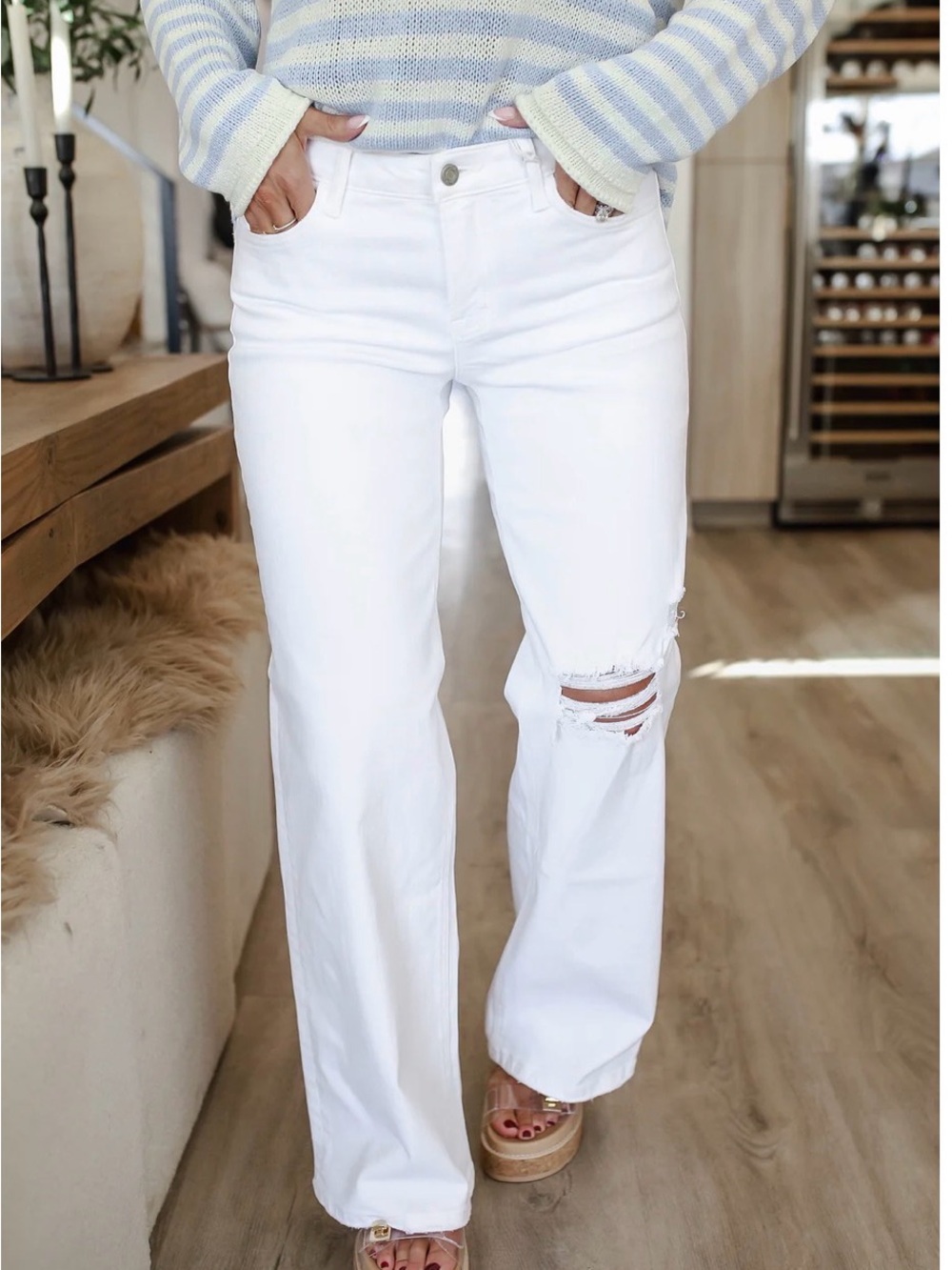White Wide-Leg Distressed Jeans by Vervet